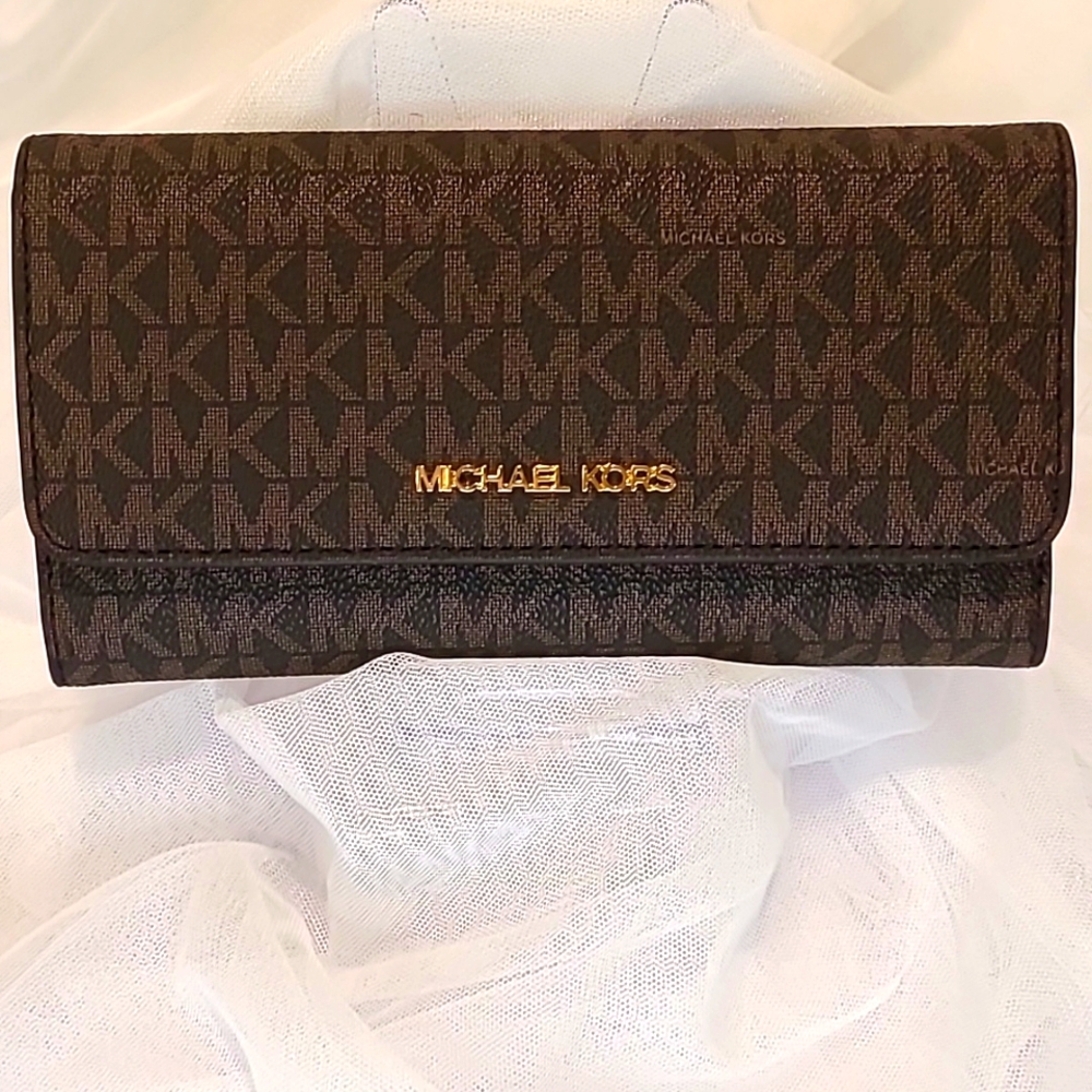 Michael Kors Brown Jetset Wallet